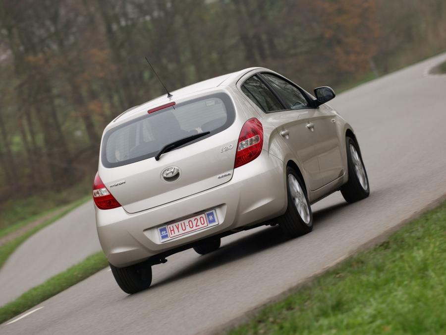  Hyundai i20 5-Door 2008 года  (фото 20 из 30)